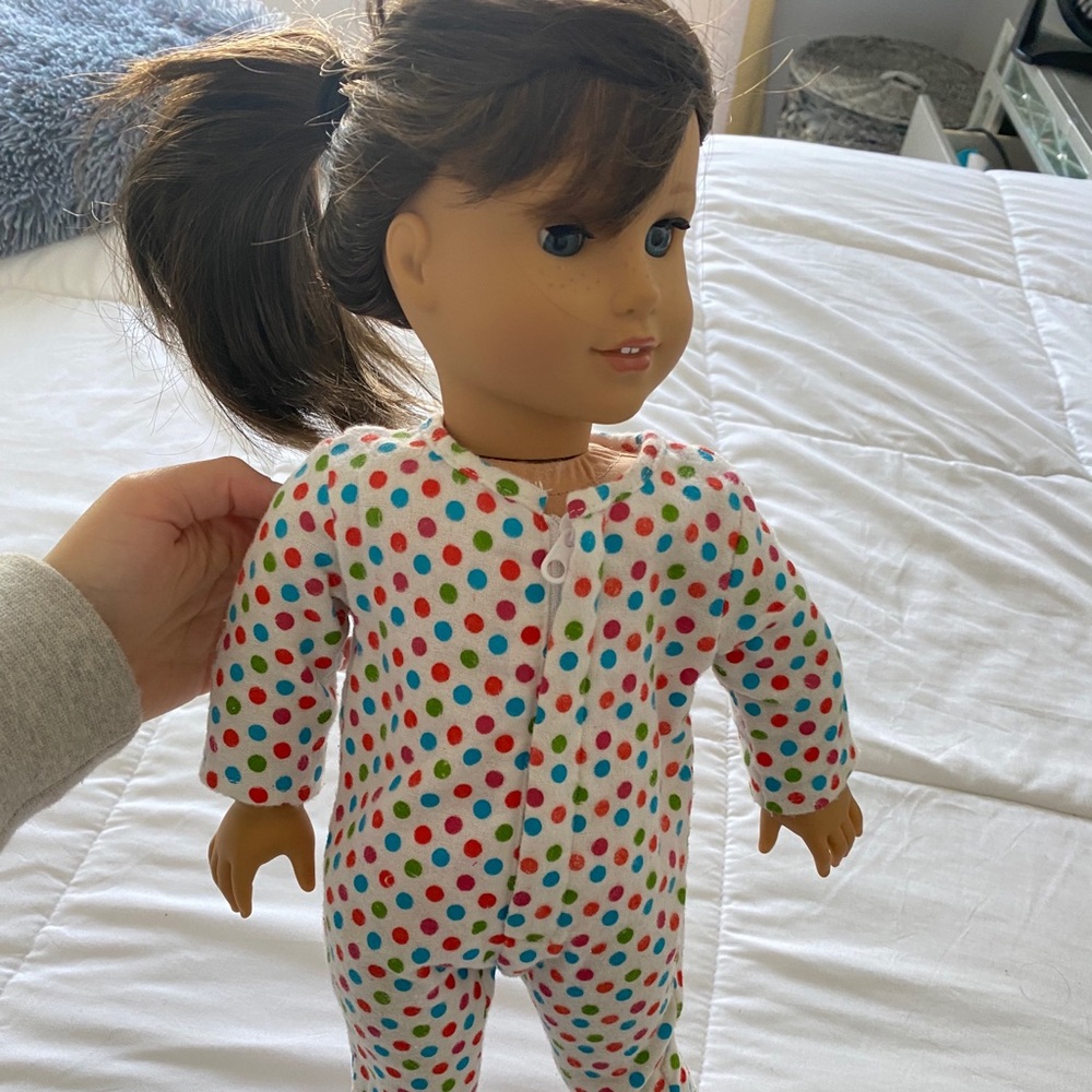 AMERICANGIRL DOLL
